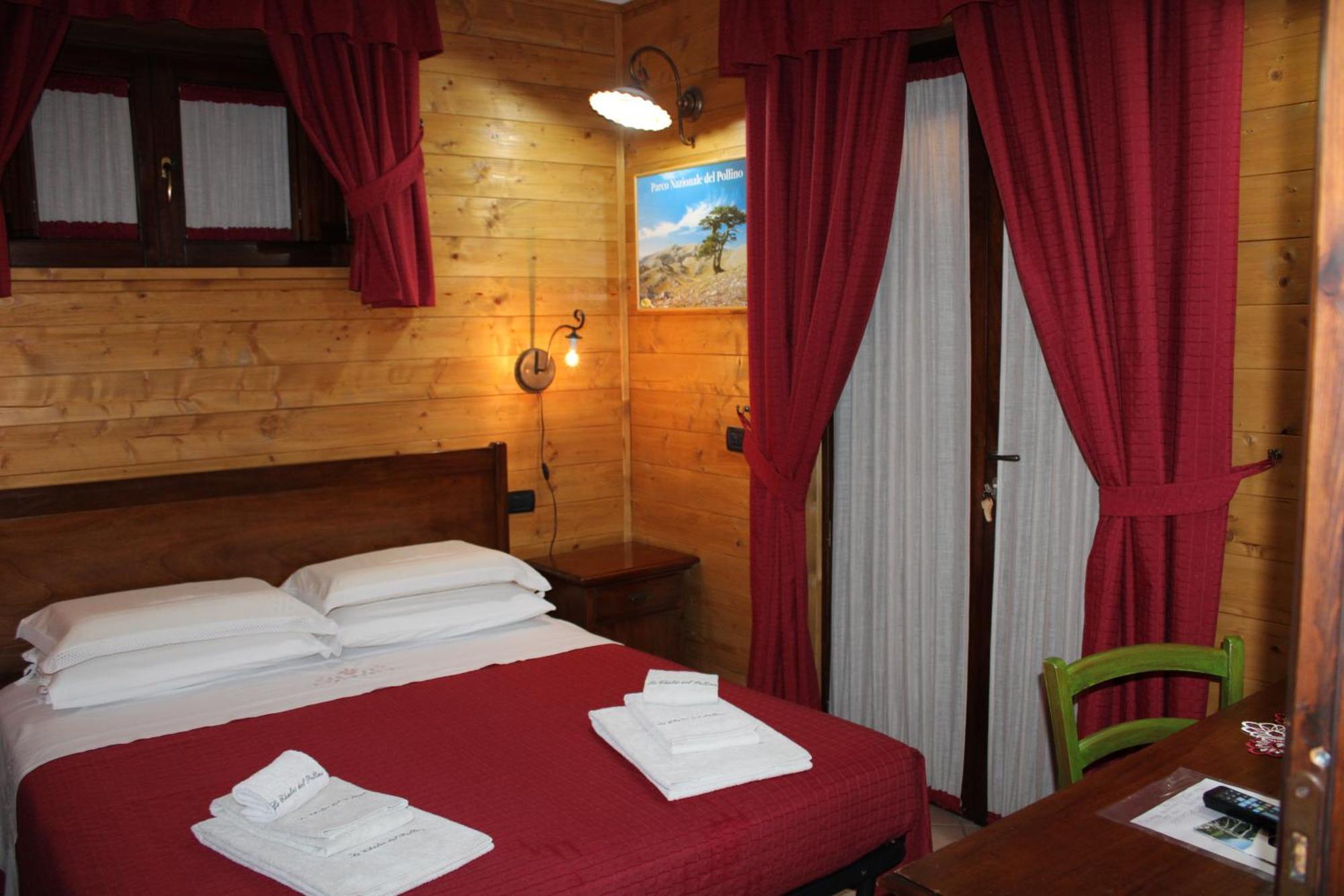 רוטונדה Le Chalet Del Pollino מראה חיצוני תמונה