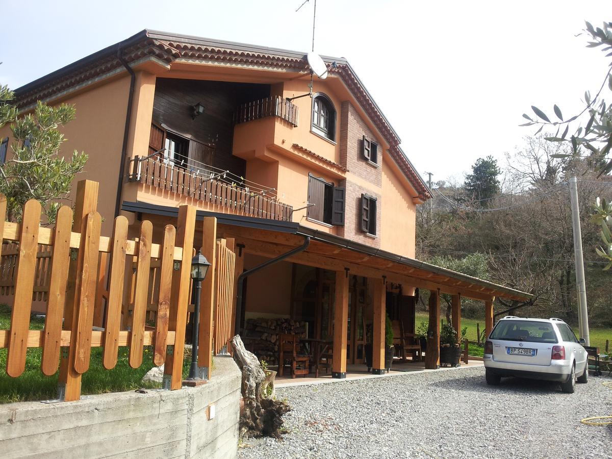 רוטונדה Le Chalet Del Pollino מראה חיצוני תמונה