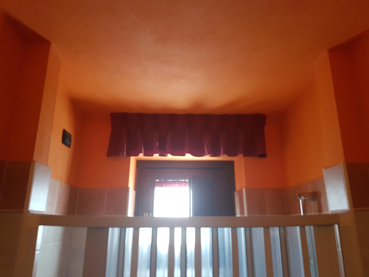 רוטונדה Le Chalet Del Pollino מראה חיצוני תמונה