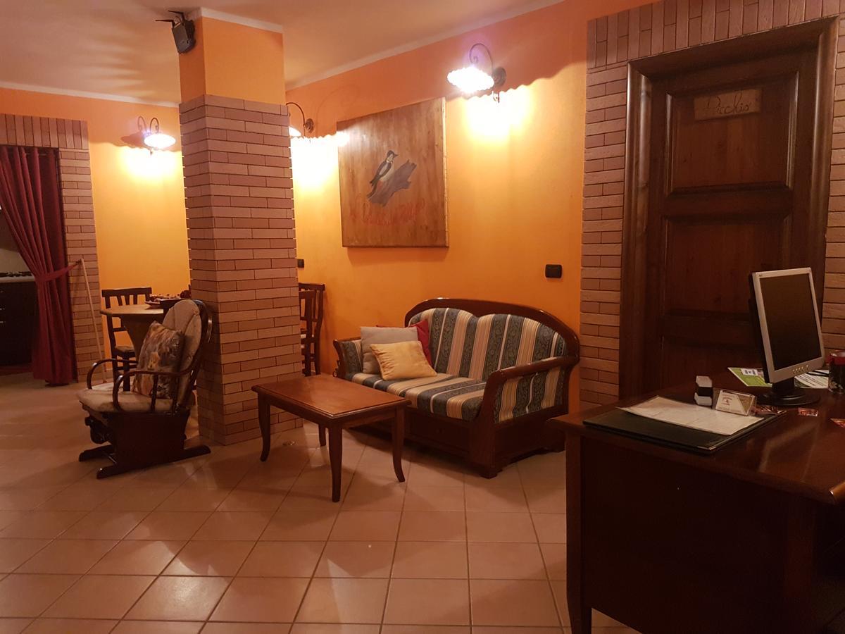 רוטונדה Le Chalet Del Pollino מראה חיצוני תמונה