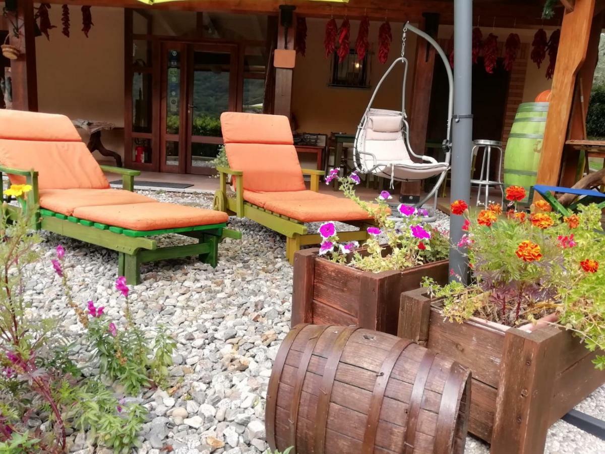 רוטונדה Le Chalet Del Pollino מראה חיצוני תמונה
